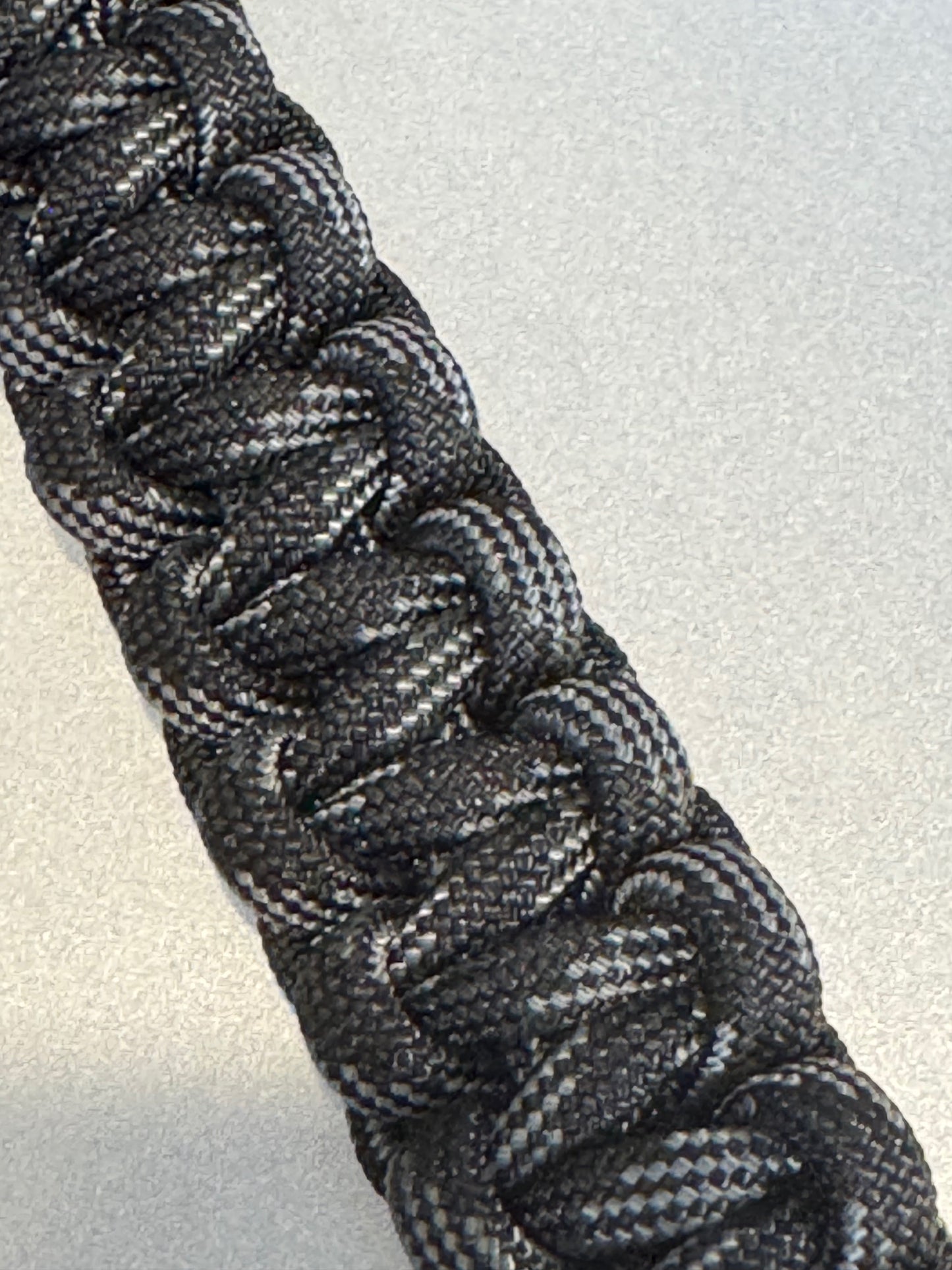 Paracord Dog Pull Tab Leash - 7" long