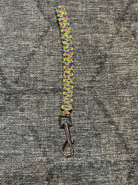 Paracord Dog Pull Tab Leash - 8" long