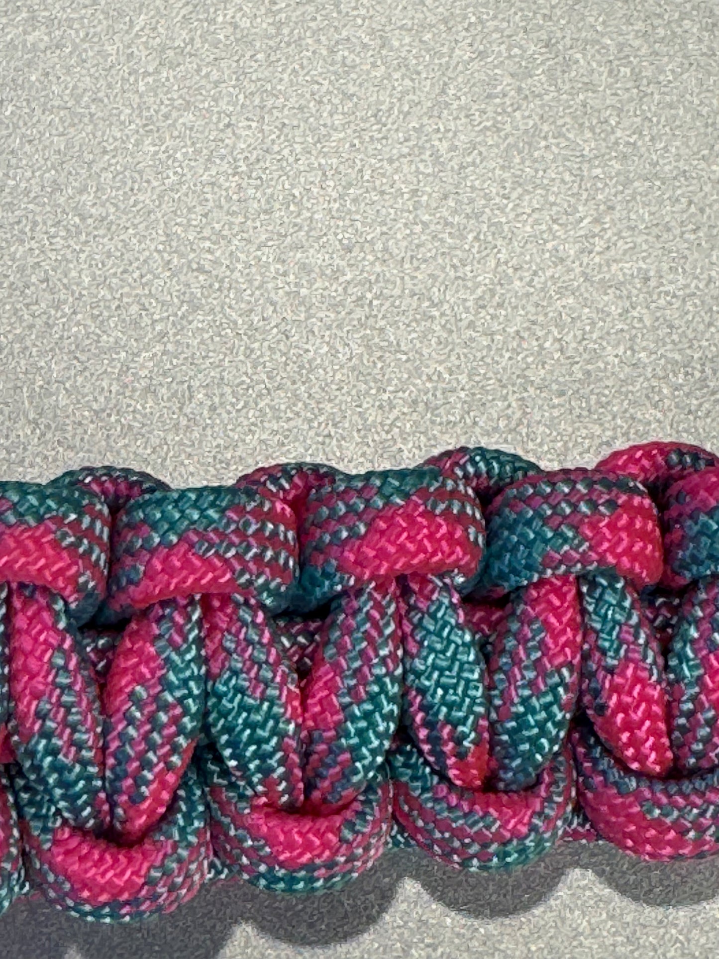 Paracord Dog Pull Tab Leash - 7" long
